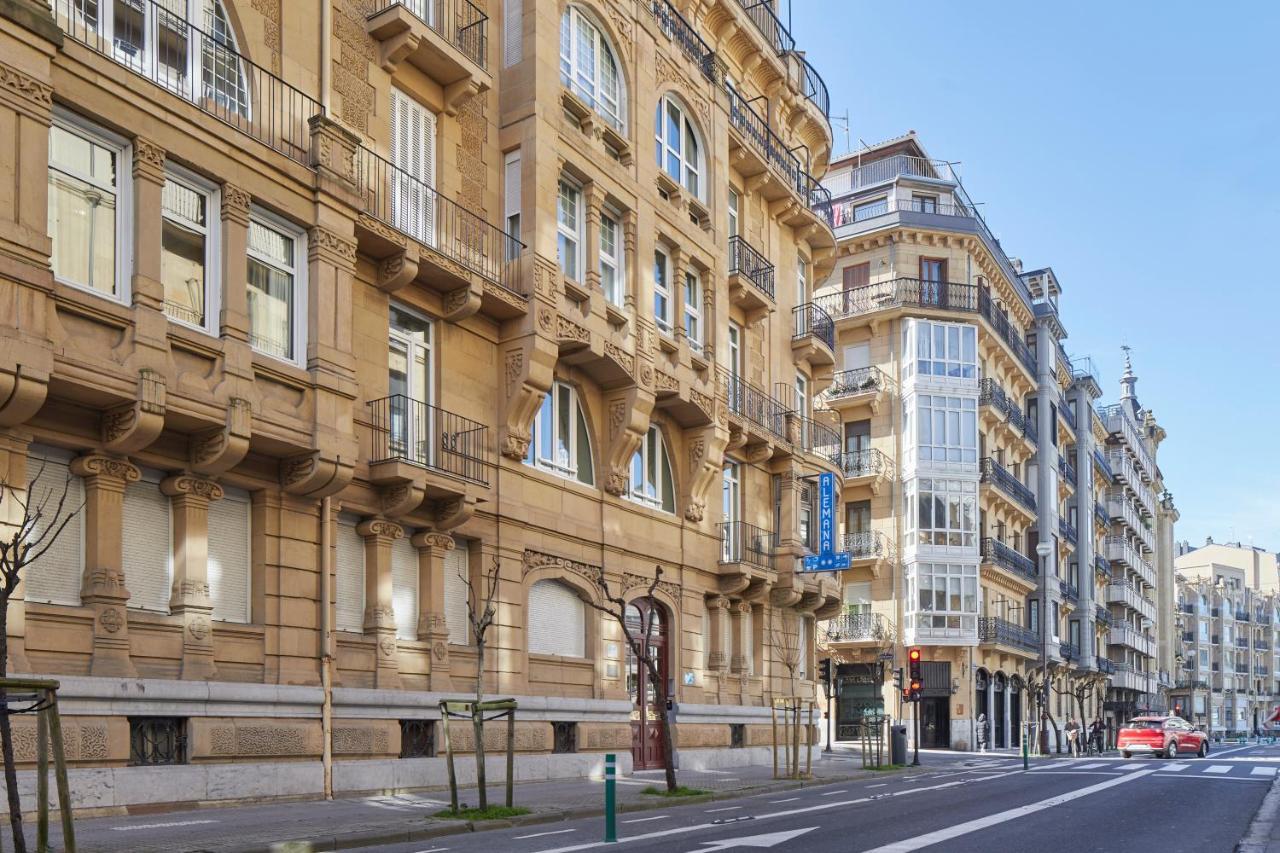 Pension Alemana Сан-Себастьян Экстерьер фото