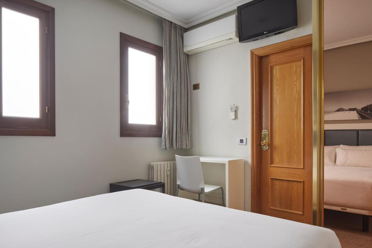 Pension Alemana Сан-Себастьян Экстерьер фото