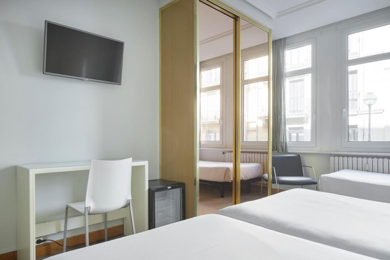 Pension Alemana Сан-Себастьян Экстерьер фото